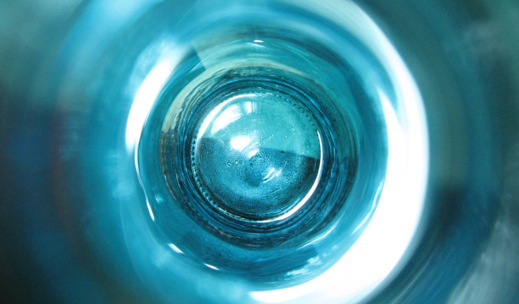 Дно стеклянного сосуда