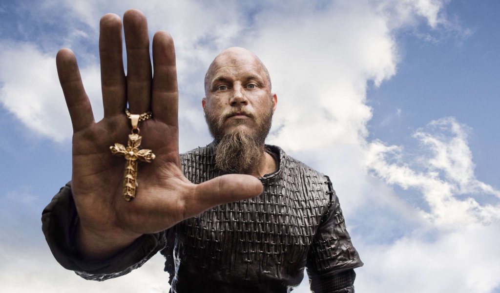 Крест на руке викинга