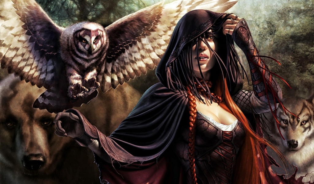 Сова на руке повелительницы диких животных