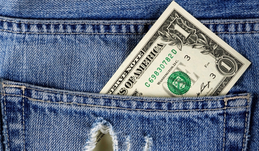 Доллар в кармане