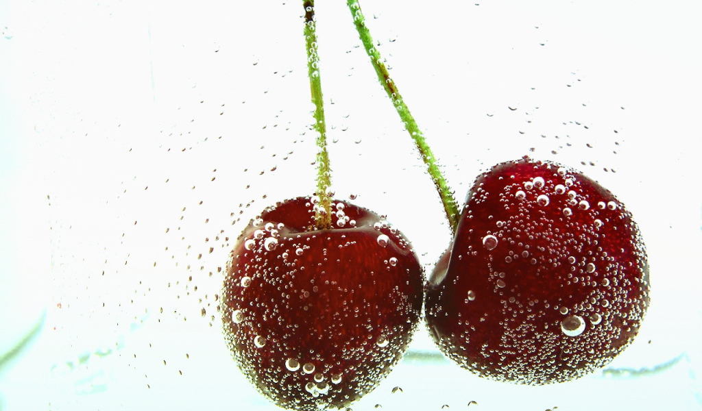 Вишни в пузырьках