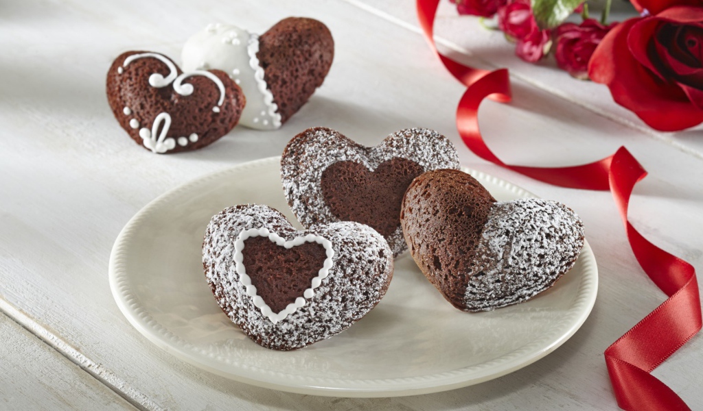 Шоколадное печенье в форме сердца
