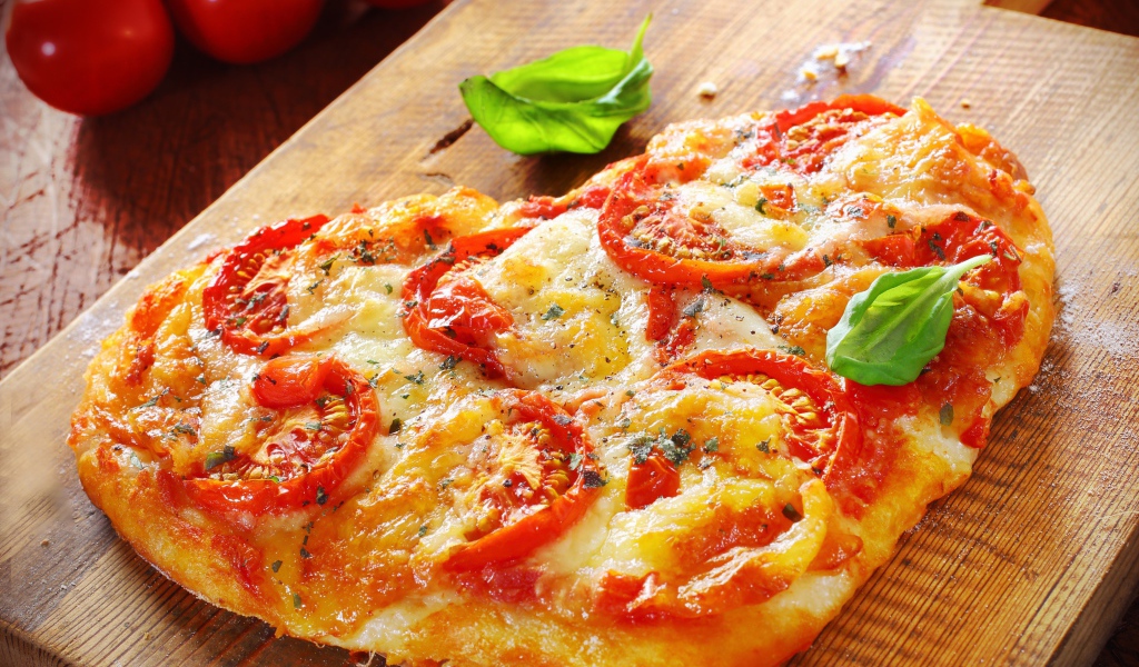 Пицца в форме сердца