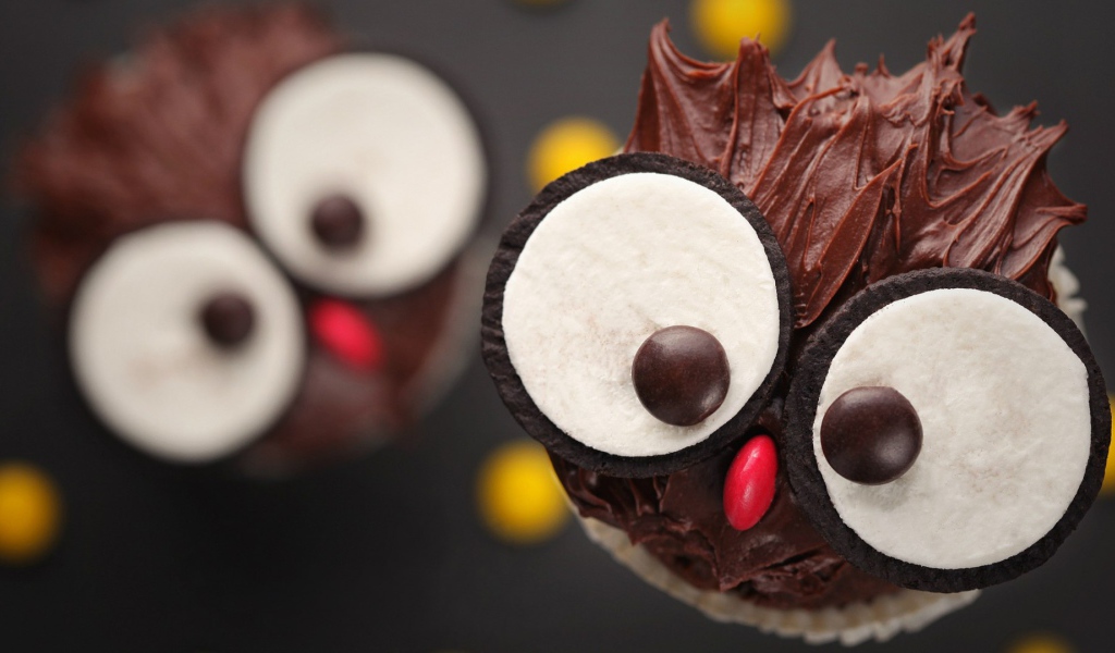 Мороженое с глазами