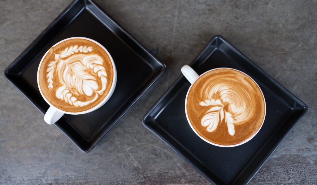 Рисунки на пенке кофе