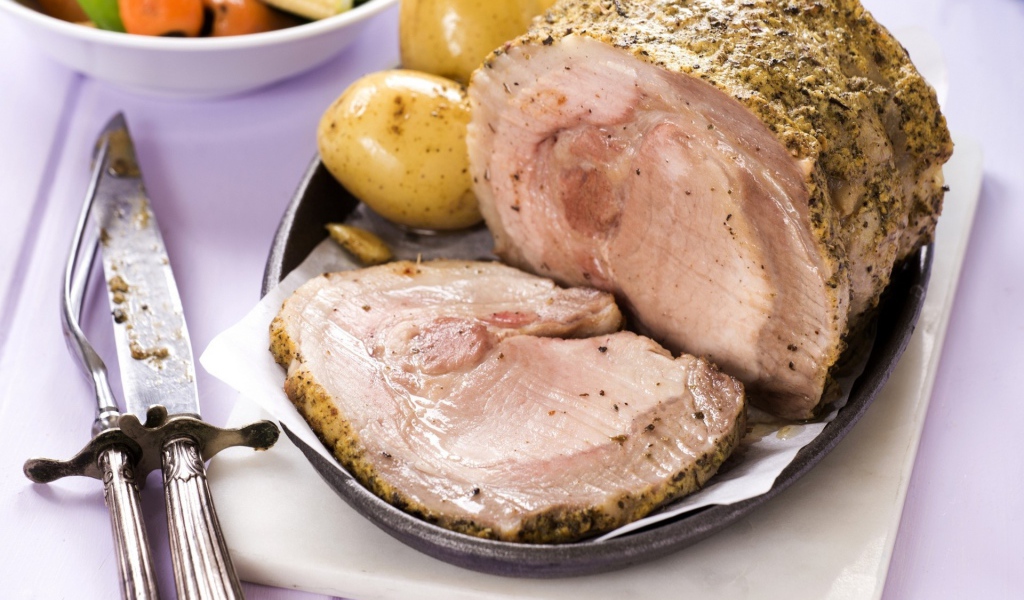 Запеченное с пряностями мясо