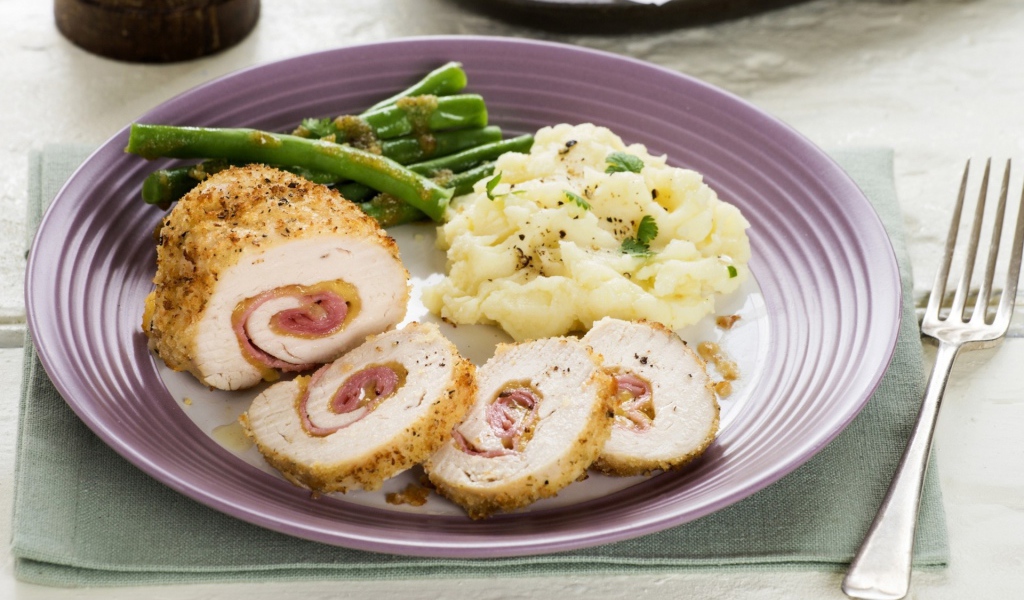 Meatloaf with mashed potatoes