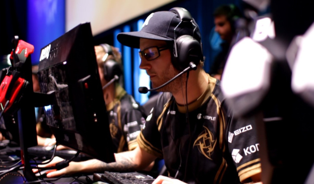 Игрок Робин Йохансон