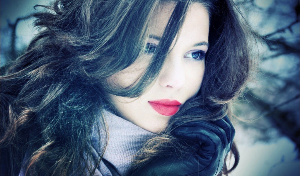 Девушка со светлой кожей