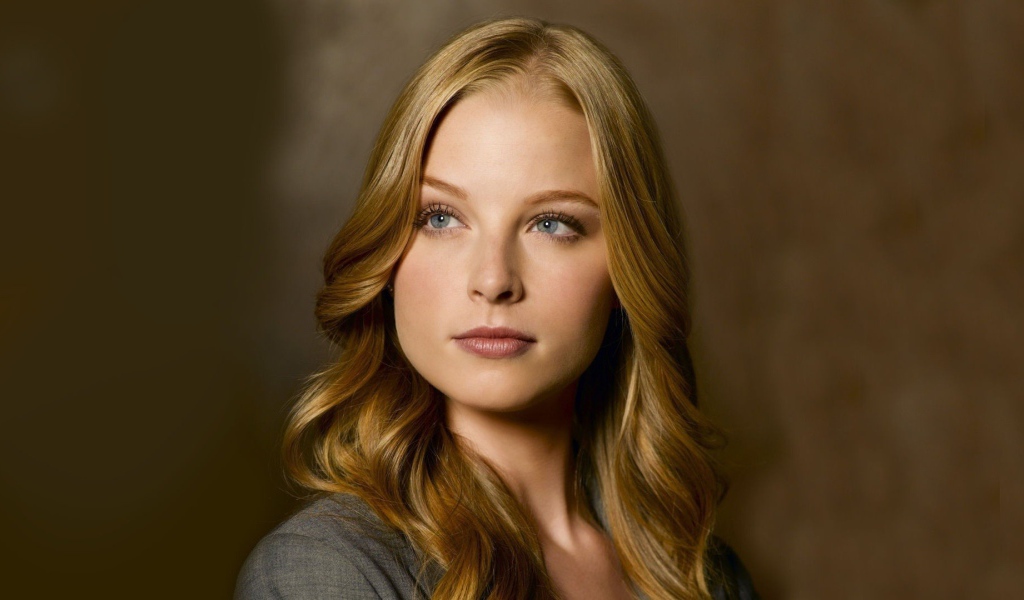 Модель блондинка Рейчел Николс