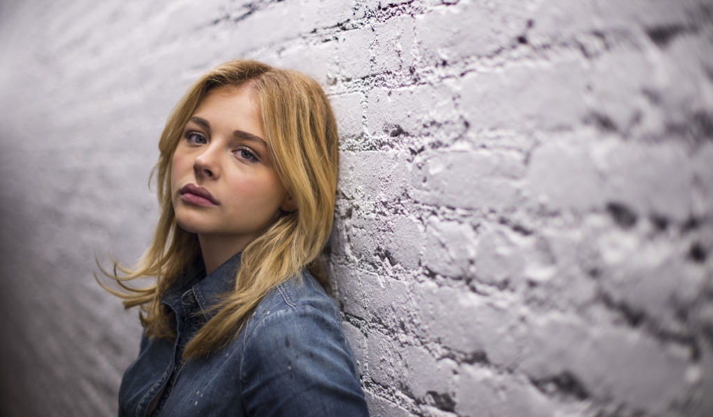 Модель Хлоя Грейс Моретц