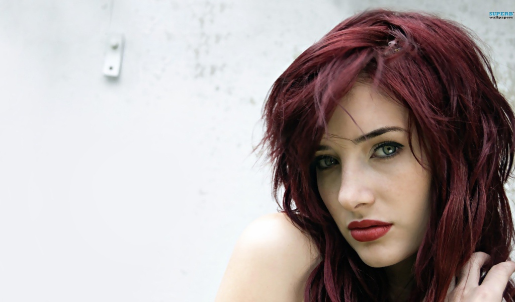 Милая девушка Сюзанна Кофи