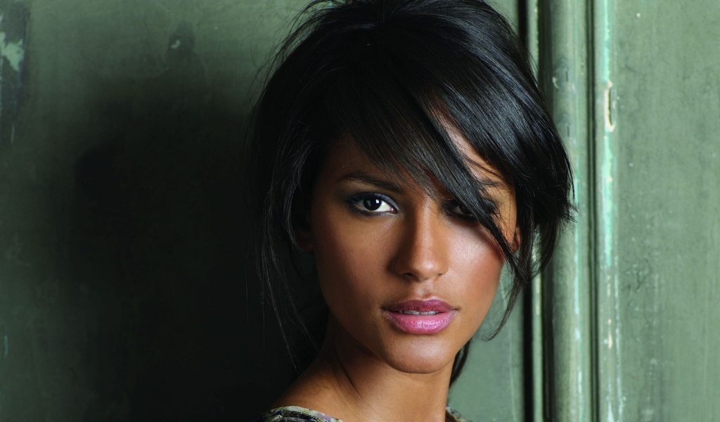 Девушка модель Эмануэла де Паула