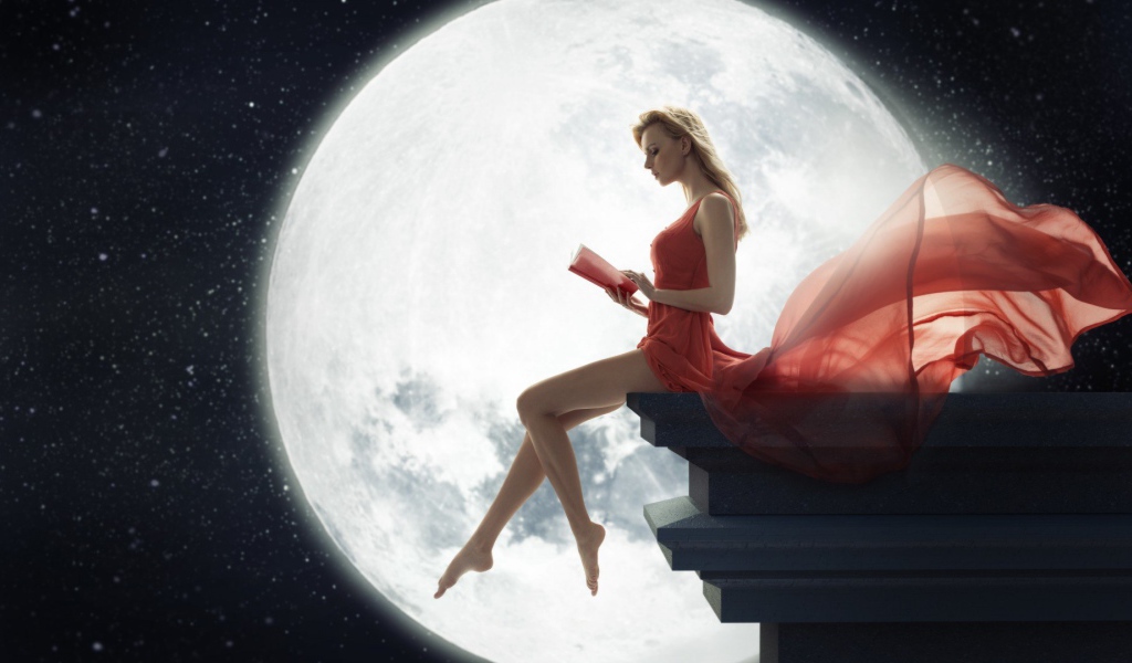Девушка на фоне Луны читает книгу