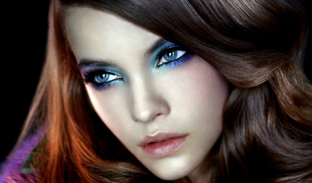 Макияж у девушки Барбары Палвин