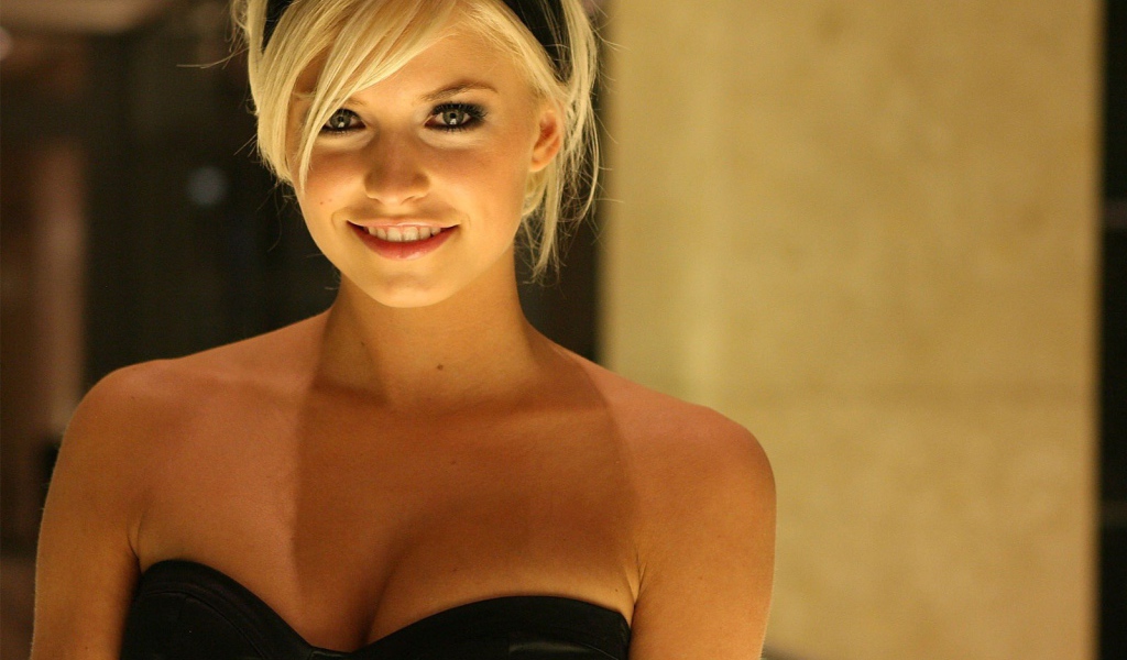 Красивая девушка Лена Герке