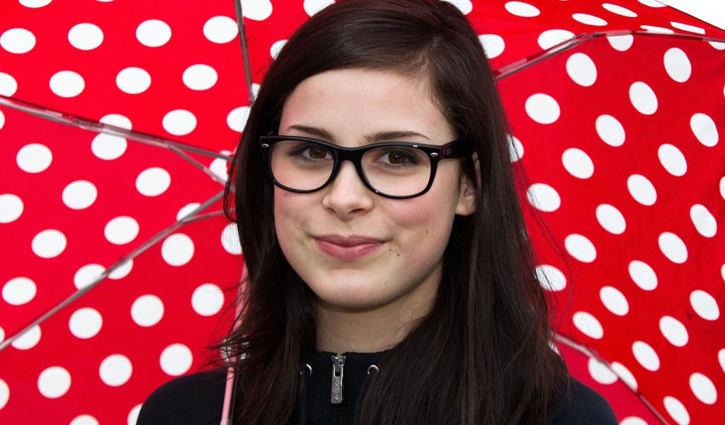 Девушка под зонтиком Лена Майер-Ландрут