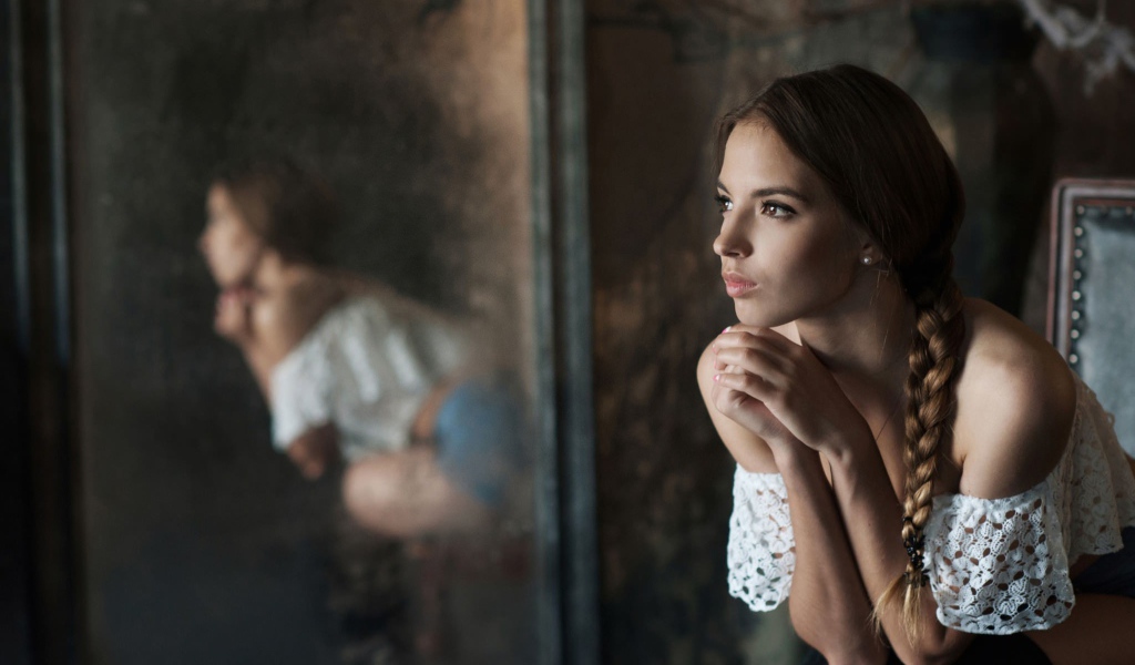 Девушка с косой Виктория Лукина