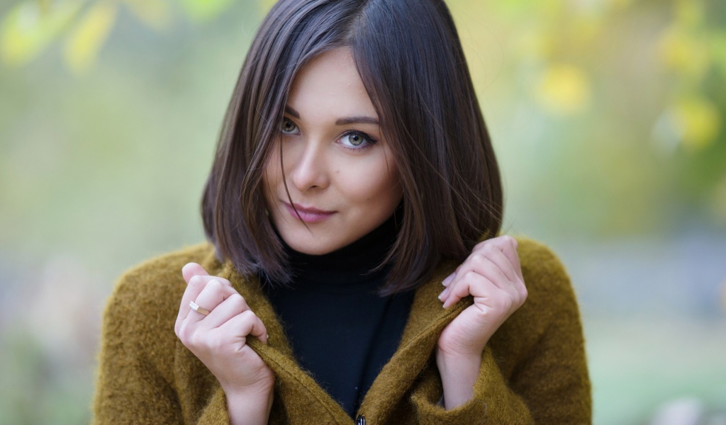 Модель брюнетка Виолетта