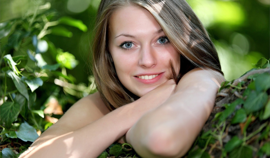 Улыбчивая модель Тамара