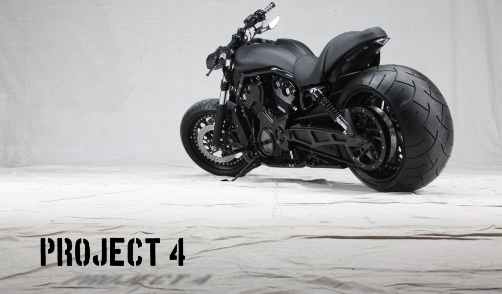 Черный мотоцикл Project 4