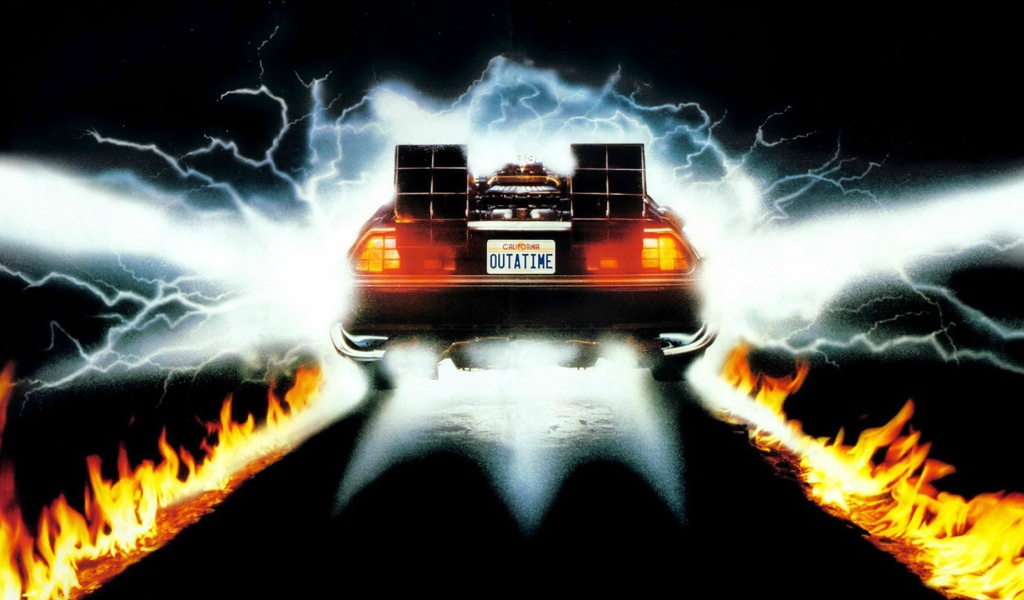 Огненный след от автомобиля DeLorean