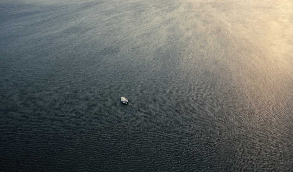 Корабль среди воды, фильм Интерстеллар