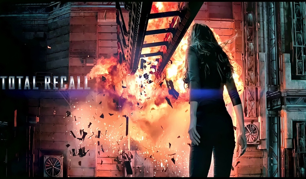 Взрыв в фильме Вспомнить всё