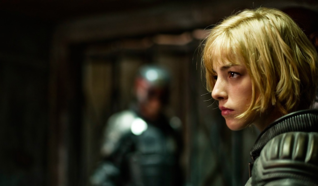 Девушка из фильма Судья Дред