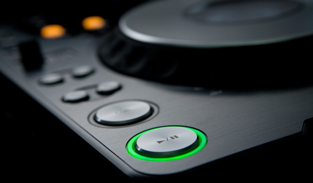 Кнопка на пульте Диджея