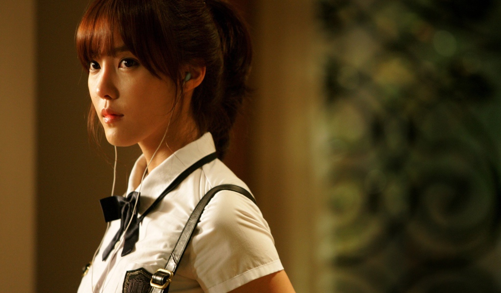 Девушка модель из группы T-ara