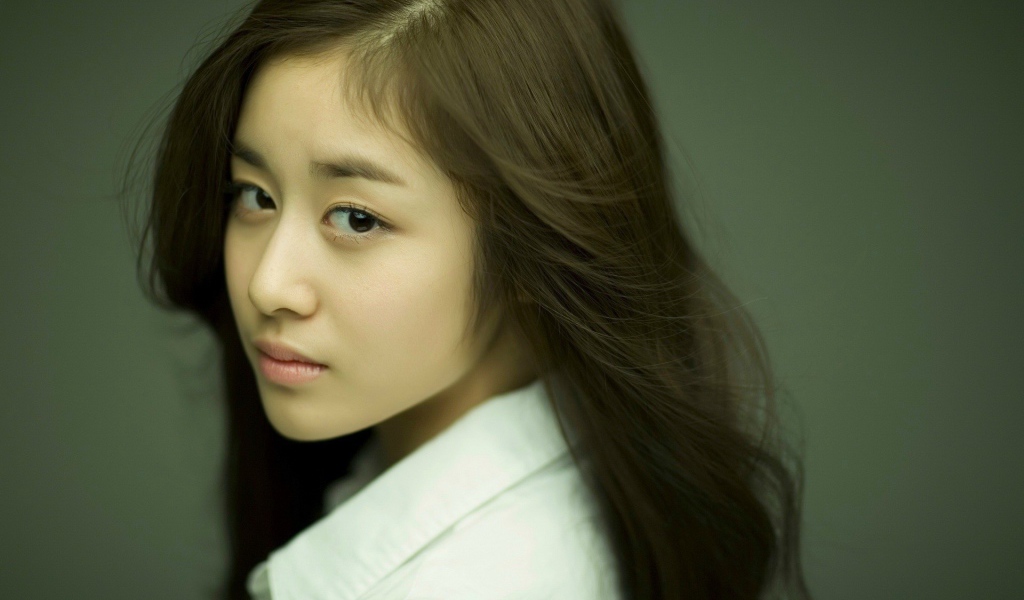 Певица из группы T-ara