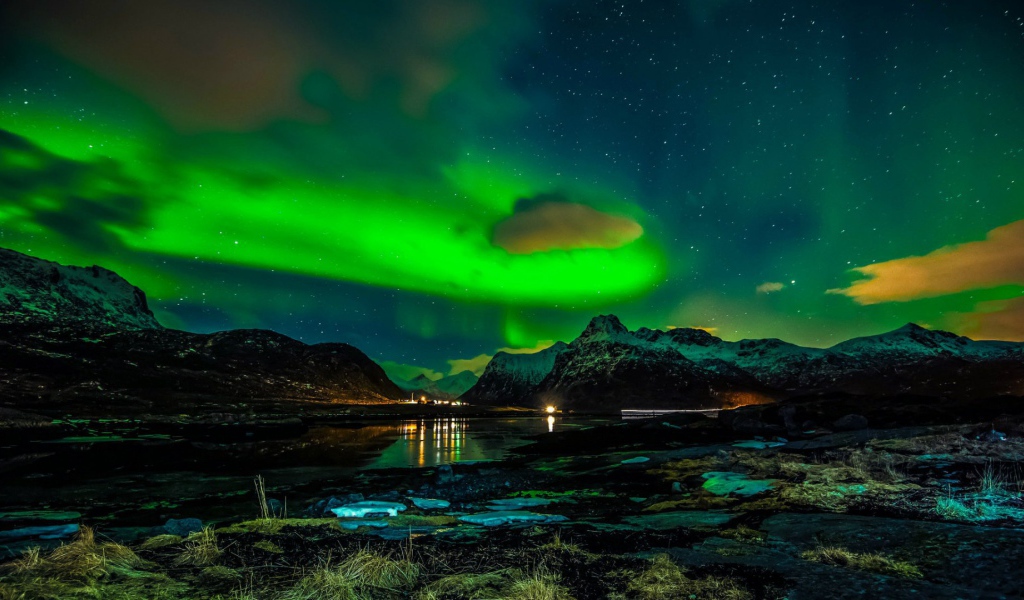 Фантастическое северное сияние