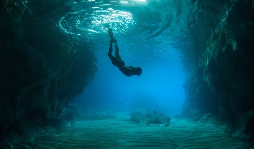 Занятия подводным плаванием