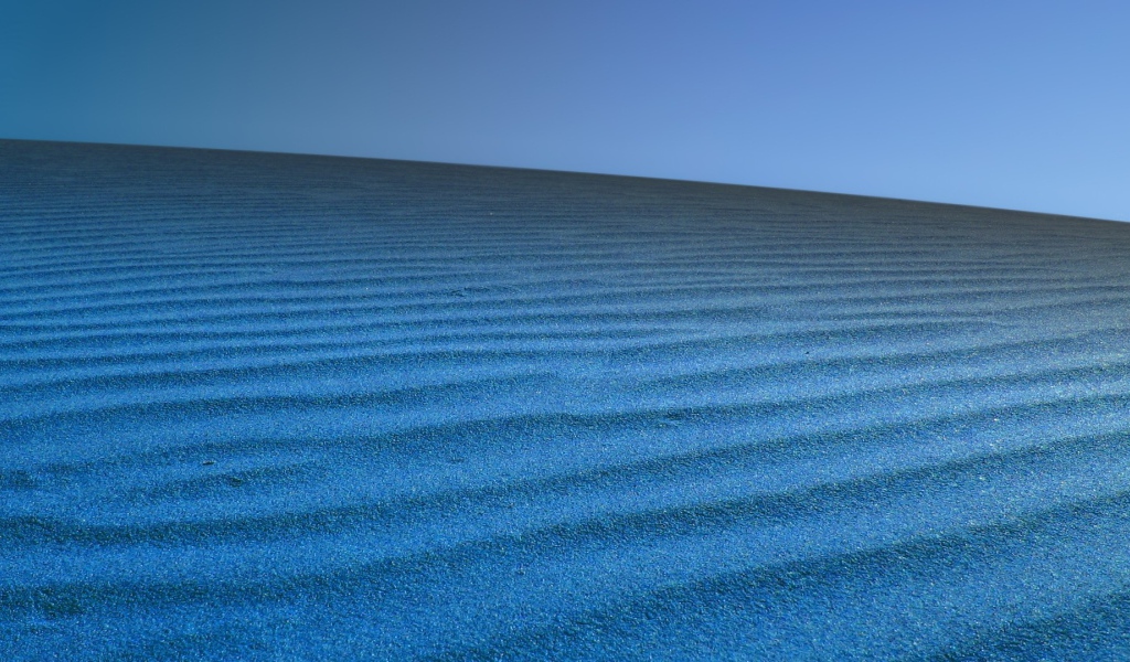 Голубой песок пустыни