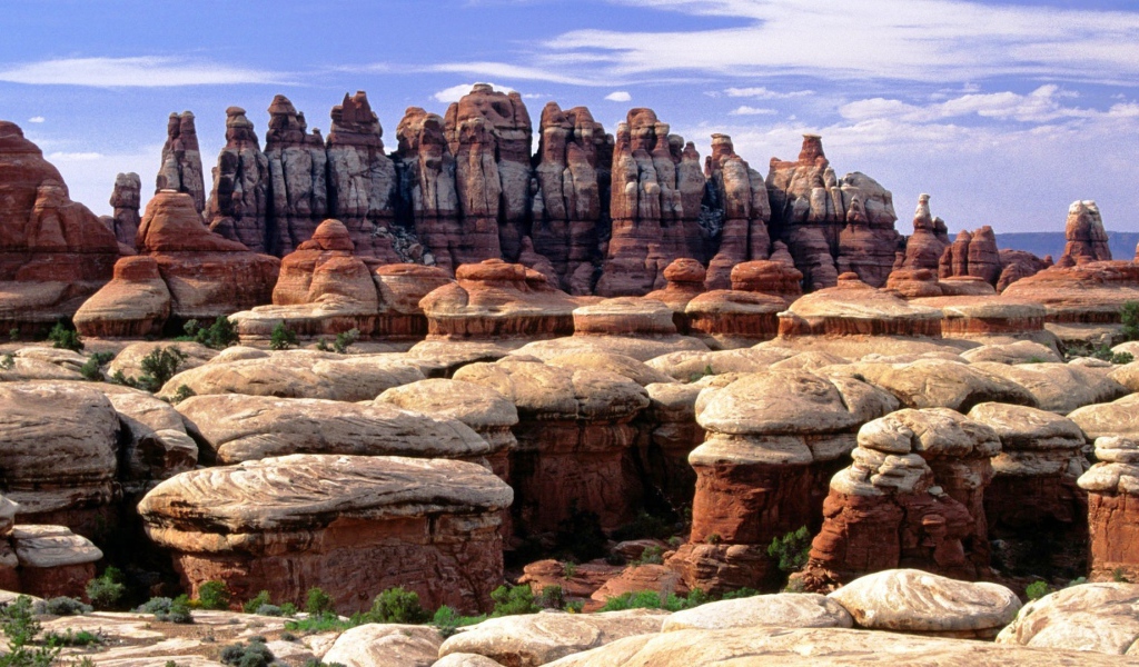 Необычные скальные образования - работа ветра