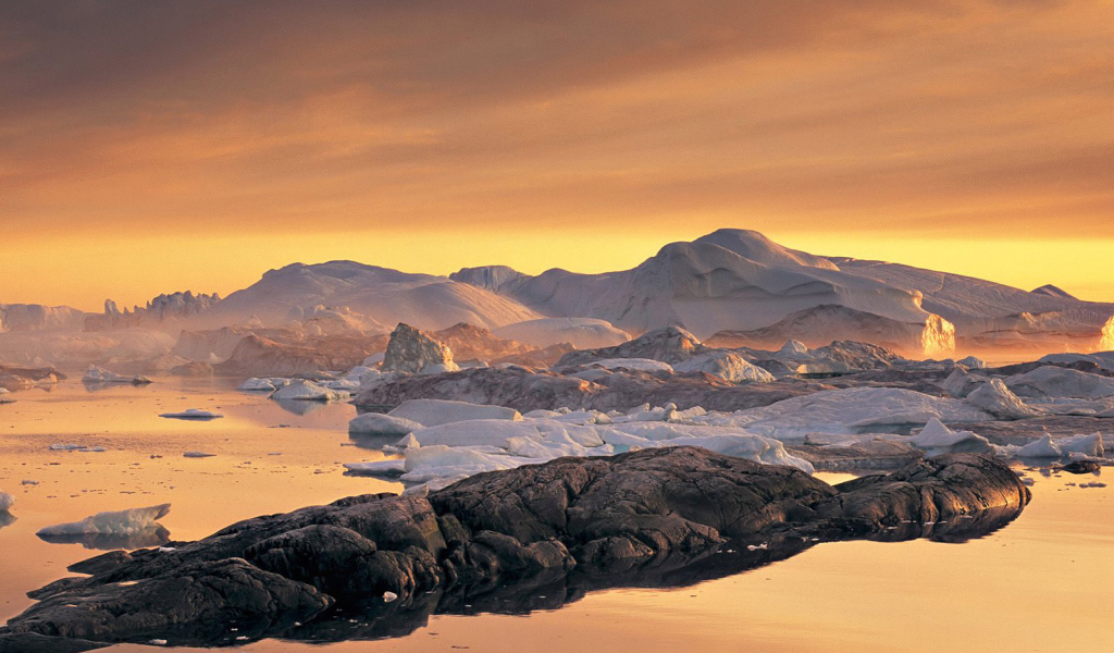 Холодный ледяной пейзаж