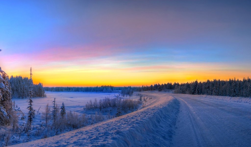 Завораживающий зимний закат