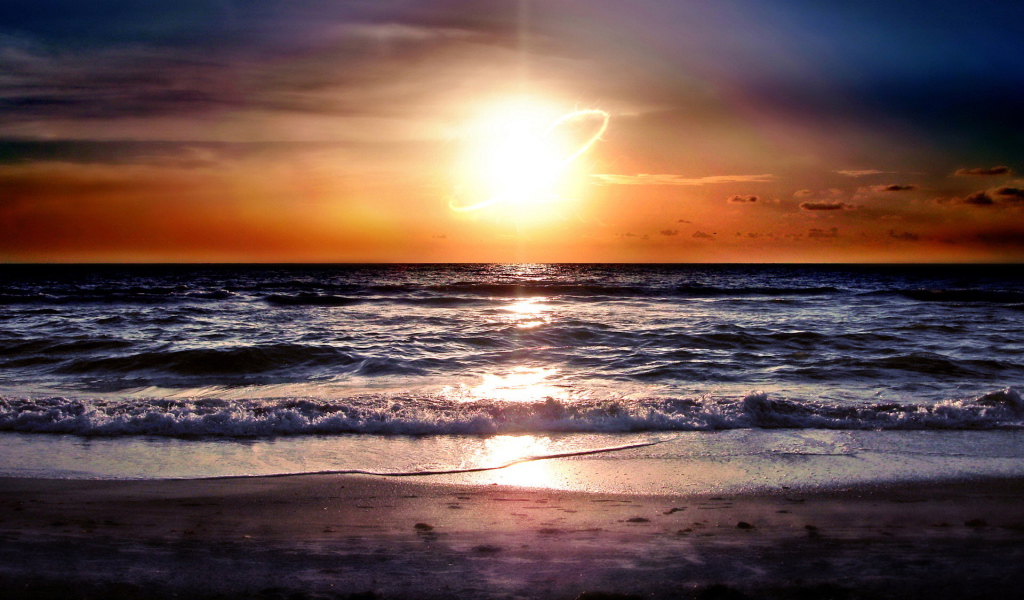 Солнце над океаном