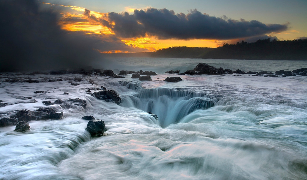 Водопад в пропасть