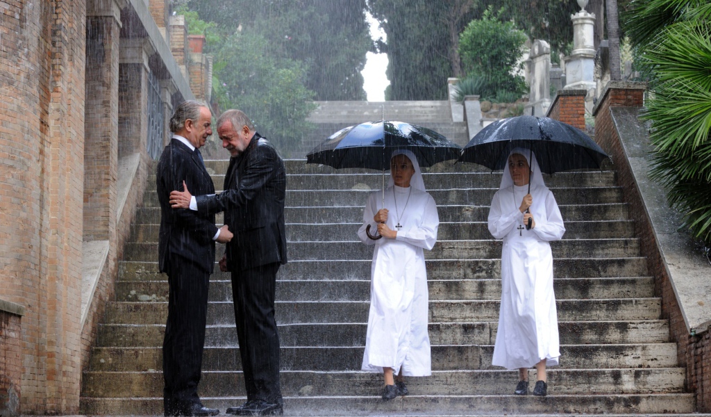 Монахи под дождем