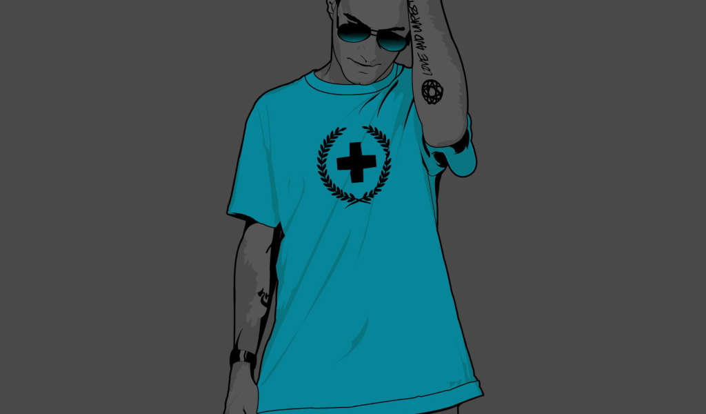 Человек с крестом на футболке