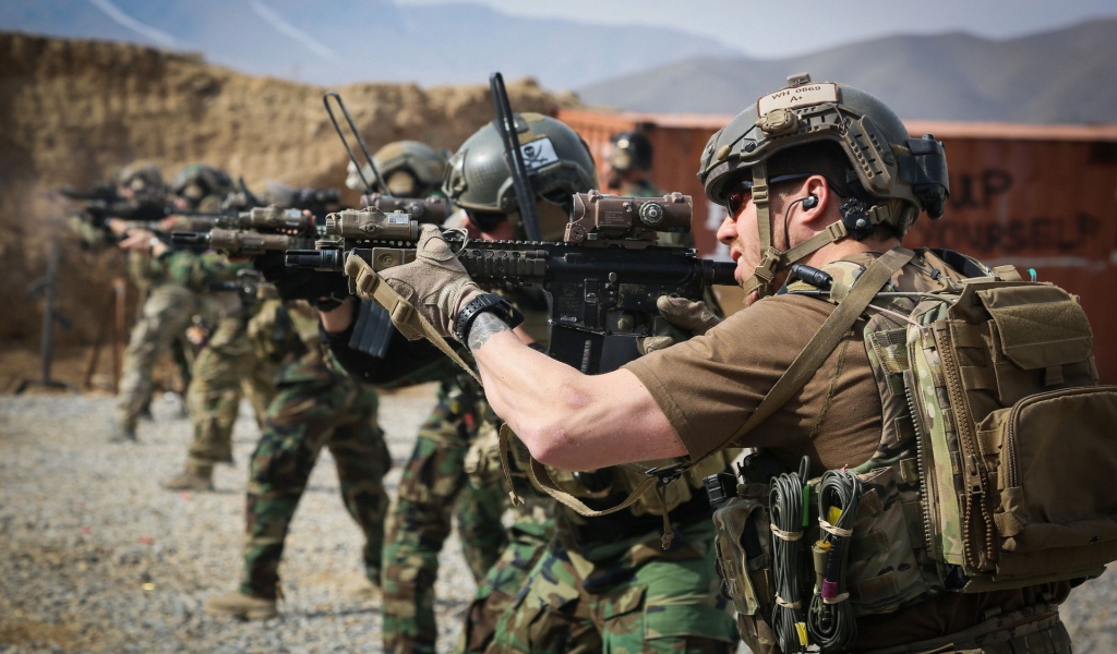 Солдаты на стрельбище