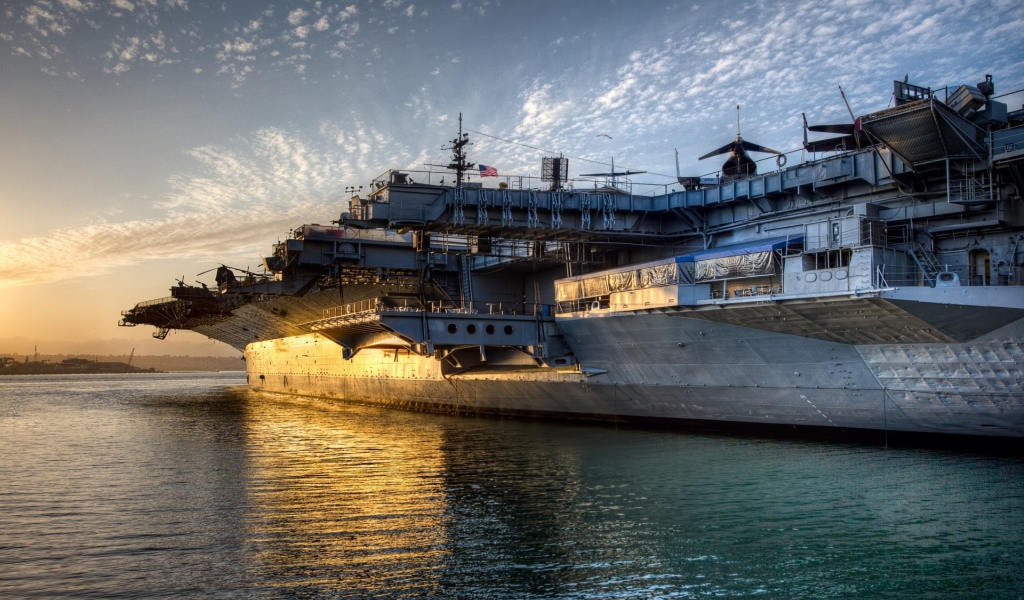 Борт американского авианосца