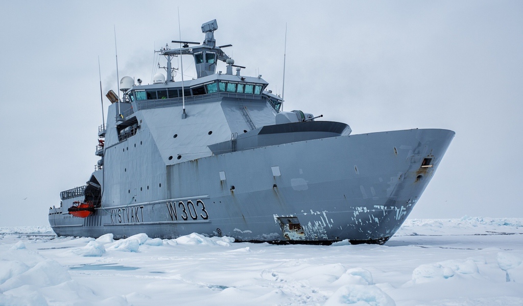 Корабль норвежской береговой охраны