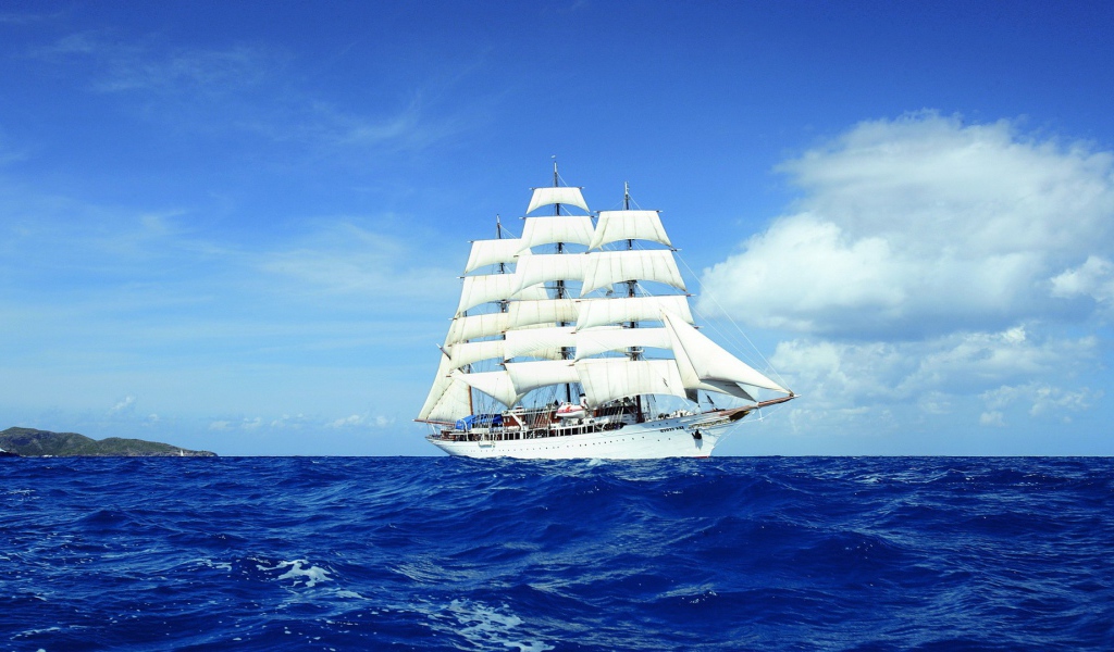 Трехмачтовый парусный корабль