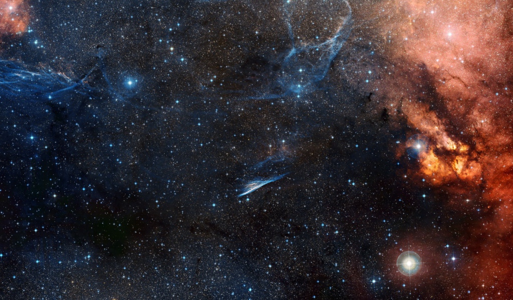 Туманность Карандаш в космосе