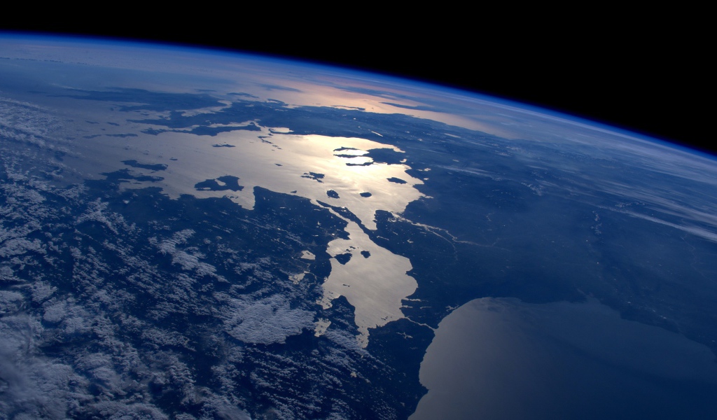 Фото Балкан из космоса