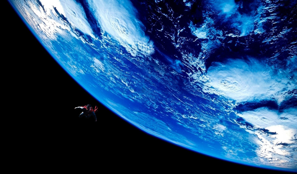 Супермен облетает Землю