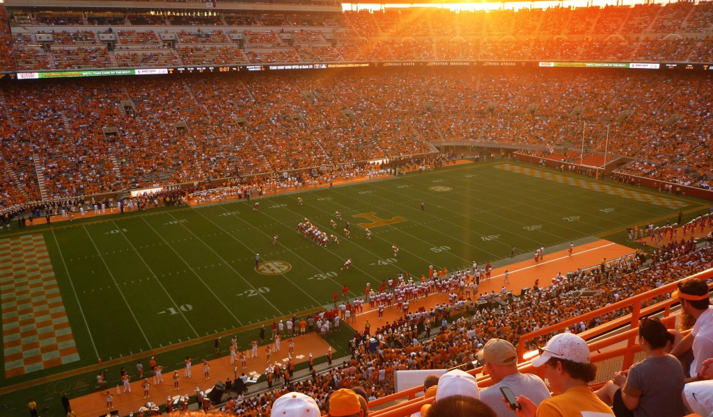 Оранжевая арена для американского футбола